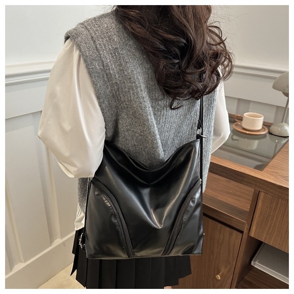 Soft Leather Backpack | Large Capacity | Casual & Stylish Tote Crossbody - Picture 3 of 4